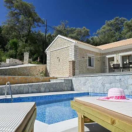 Ioanna Villa Liapádesz