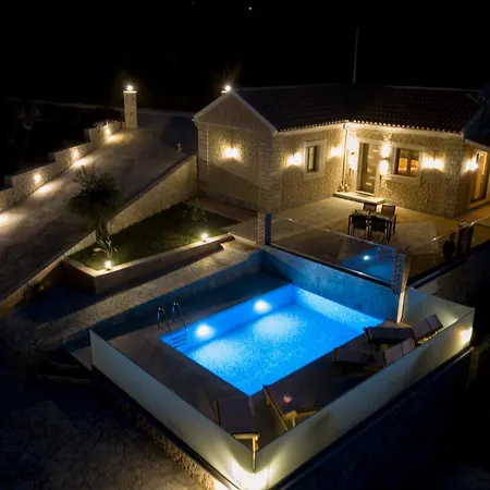 Ioanna Villa